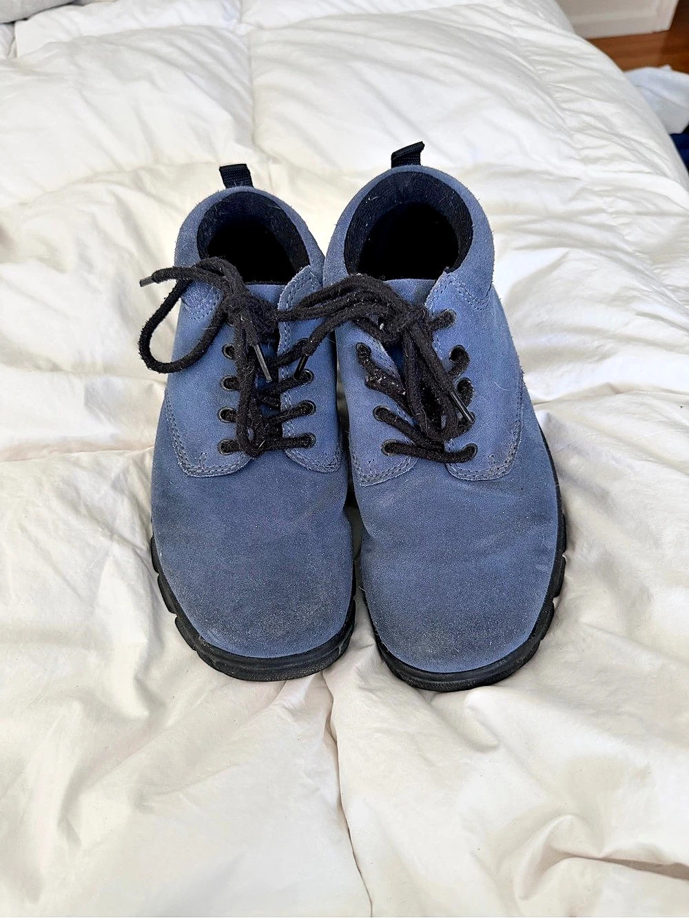 Lands’ End Women’s 5B Navy Blue Suede Oxford Lace Up Comfort Walking Shoes